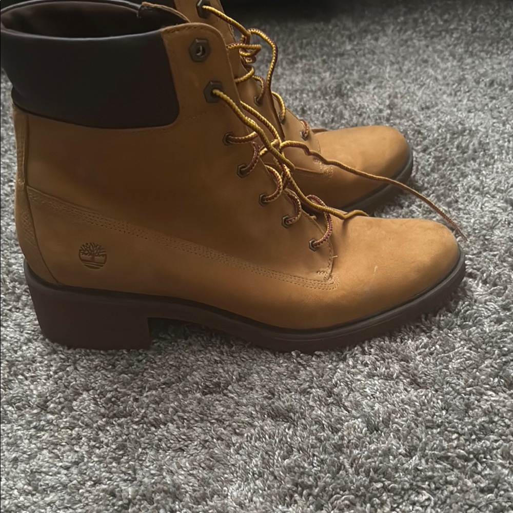 Timberland Tan Lace Up Boots with Rugged Sole